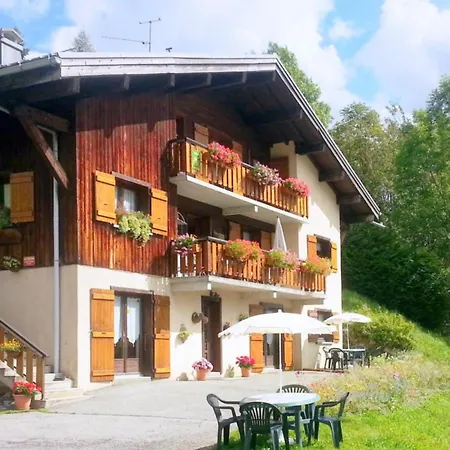 Les Niverolles Apartment