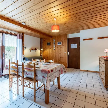 Les Niverolles Apartment *